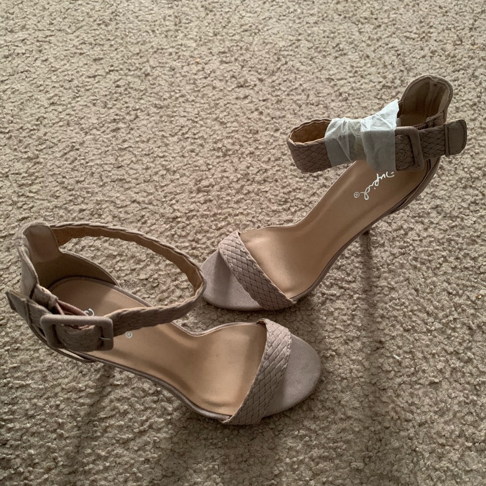 Brand New Sandal